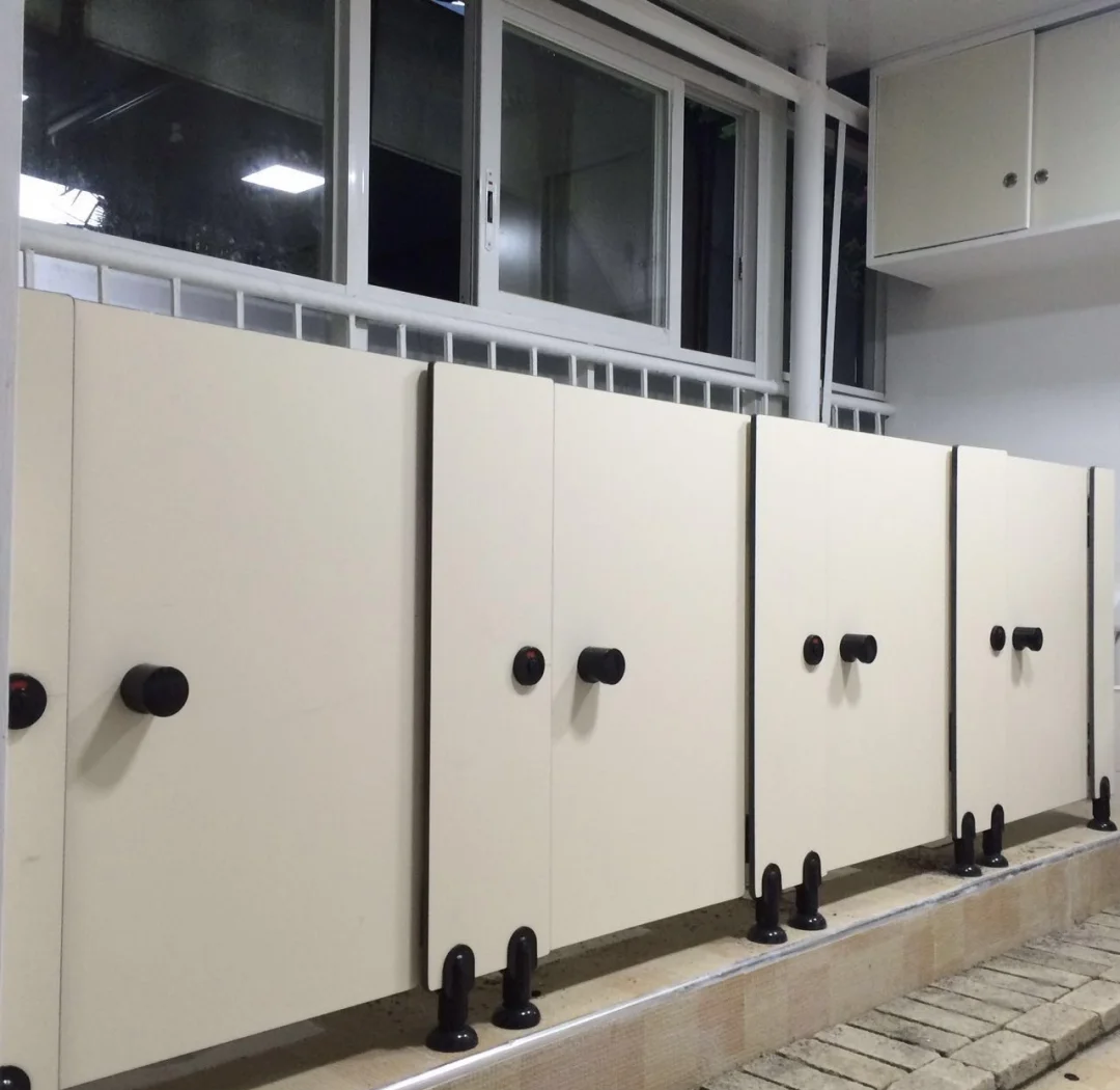 學校衛生間隔斷 環保防潮，守護學生安全